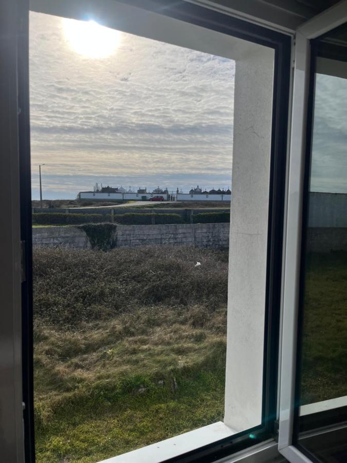 Hostal en la playa de Balieiros Corrubedo Exterior foto