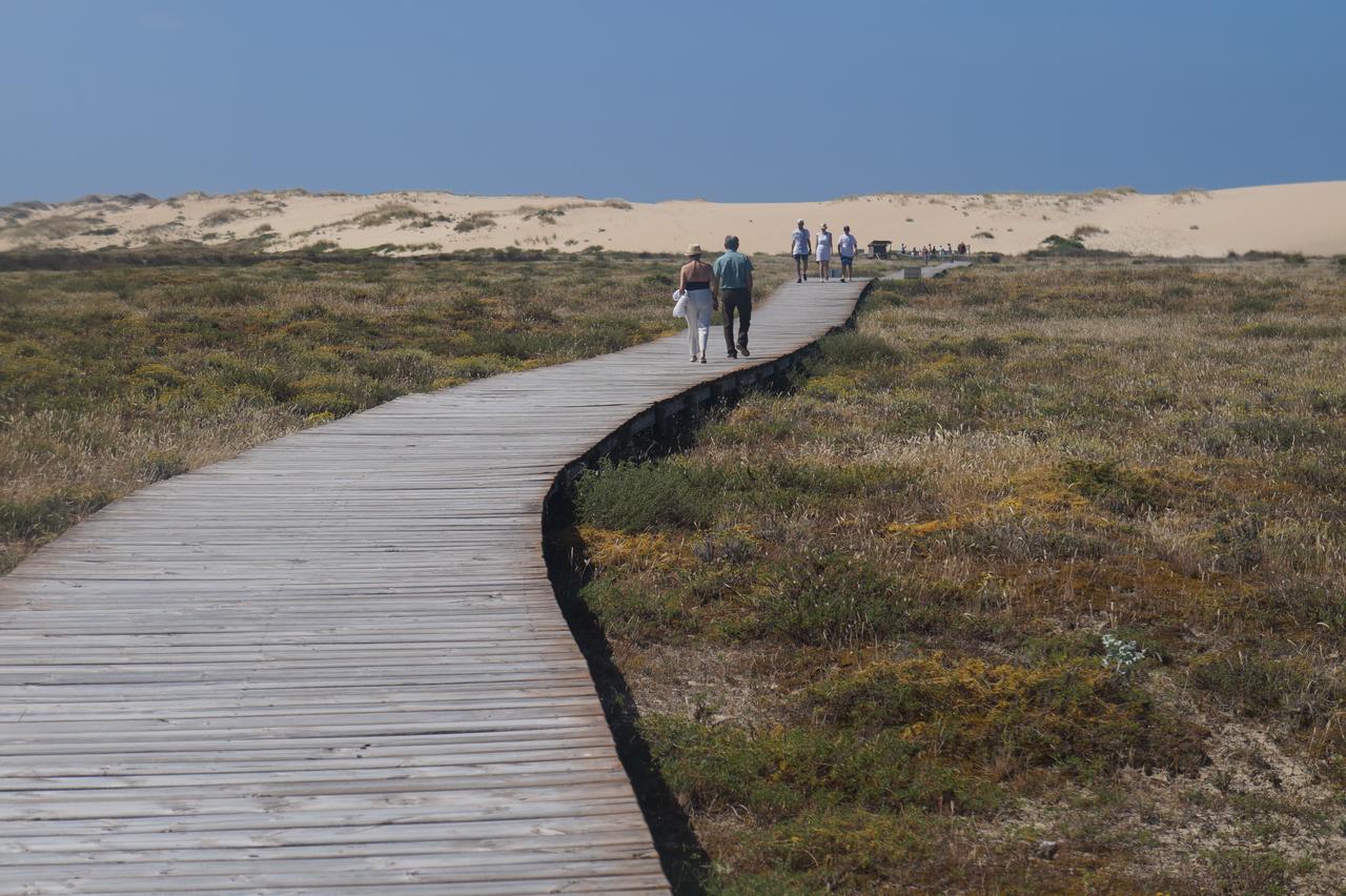 Hostal en la playa de Balieiros Corrubedo Exterior foto