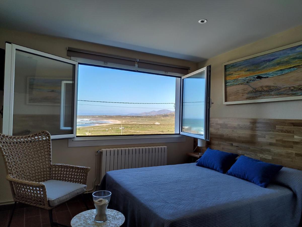 Hostal en la playa de Balieiros Corrubedo Exterior foto